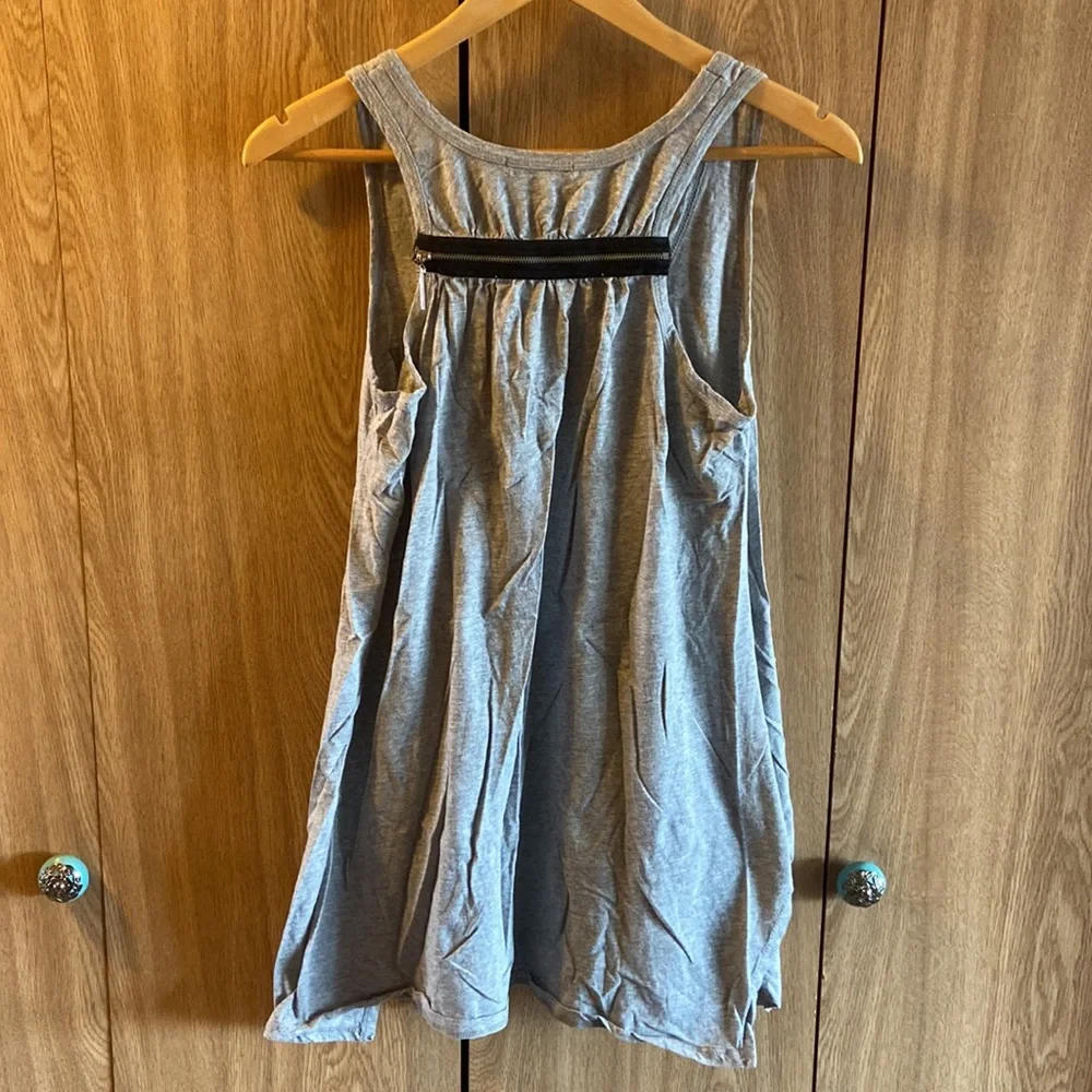 Tank - Picture 3 of 3